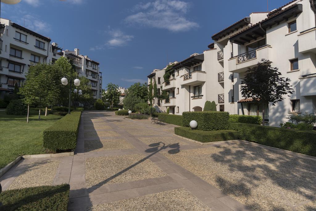 Oasis Resort & Spa Cozy Apartments Lozenets Dış mekan fotoğraf
