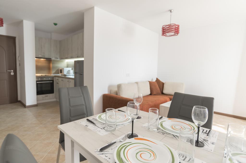 Oasis Resort & Spa Cozy Apartments Lozenets Dış mekan fotoğraf